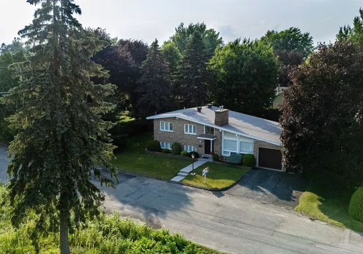 House for sale - 49 Rue St-Paul, Saint-Lazare, J7T 3A9