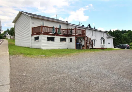 Maison à vendre - 245 Rue Principale, Saint-Eusèbe, G0L 2Y0