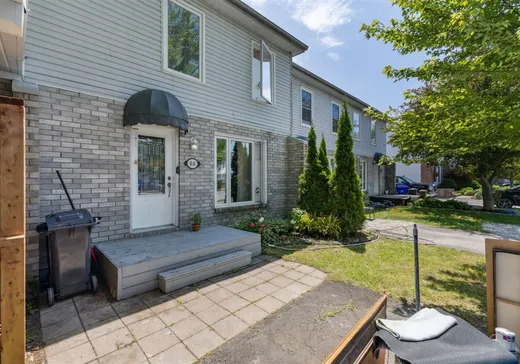 Two or more stories for sale - 66 Rue Laflamme, Gatineau, J8R2K1