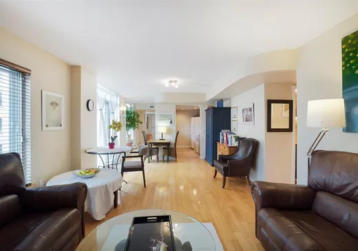 Condo à vendre - 925 Boul. René-Lévesque E., App. 415, Montréal (Centreville), H2L 5B1