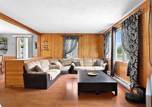 Maison à vendre - 295 Rue Charles, Buckingham, J8L 2J7