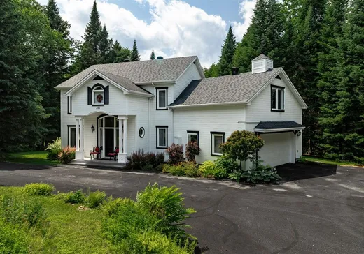 Two or more stories for sale - 252 Rue Augusta, Morin-Heights, J0R1H0