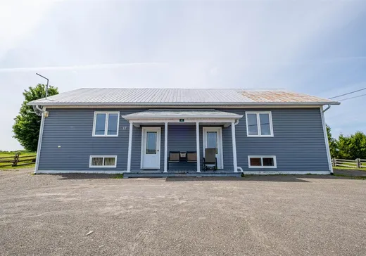 House for sale - 17 1er-et-2e Rang E., Saint-Pierre-de-Lamy, G0L 4H0