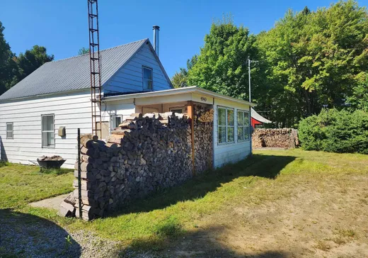 Maison à vendre - 4940 Boul. Harwood, Vaudreuil-Dorion, J7V 0G4