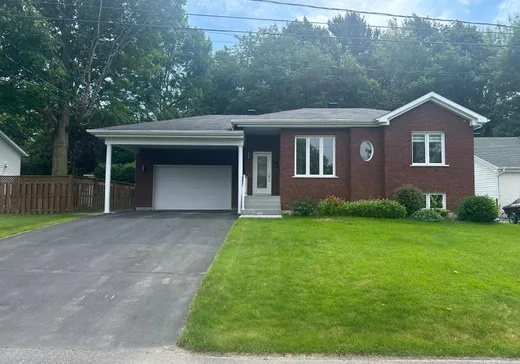 Maison à vendre - 5045 Rue Desrosiers, Drummondville, J2E 1H9