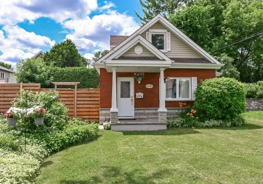 Two or more stories for sale - 124 12e Avenue, Deux-Montagnes, J7R3S2