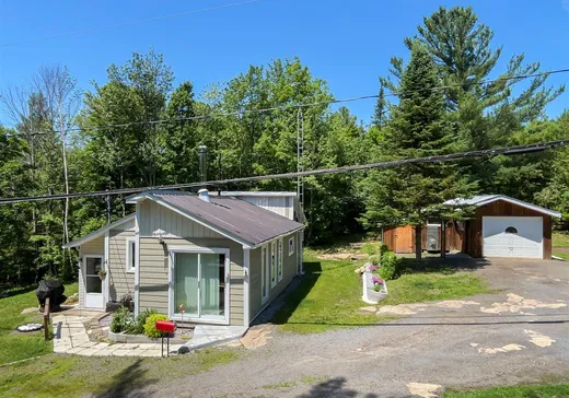 Bungalow à vendre - 730 Ch. de Dunany, Lachute, J8H3W8