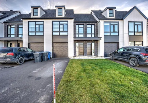 Maison à étages à vendre - 13795 Rue du Merlot, Mirabel, J7N3N6