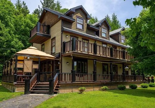 Maison à étages à vendre - 425 Ch. du Village, Morin-Heights, J0R1M0