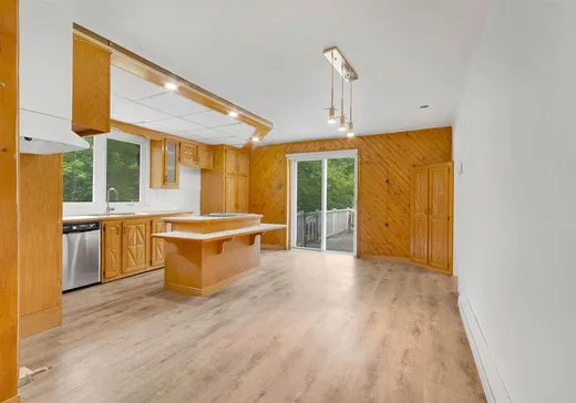 Maison à vendre - 175 Rue du Barrage, Saint-Calixte, J0K 1Z0