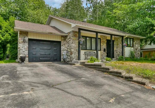 Bungalow for sale - 45 Boul. du Val-d'Ajol, Lorraine, J6Z3V6