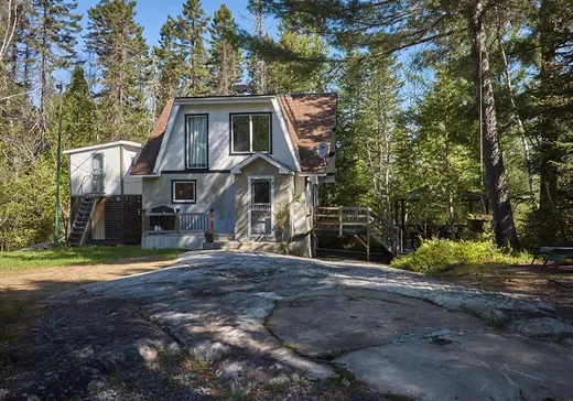 Maison à vendre - 732 Ch. du Lac-Sylvère, St-Donat-De-Montcalm, J0T 2C0