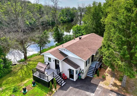 Maison à vendre - 1102-1104 Ch. de la Rivière-du-Nord, Saint-Jérôme, J7Y 5H1