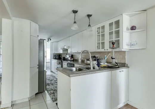 Maison à vendre - 9980 Boul. Lévesque E., Laval (Laval-sur-le-lac), H7A 4B8
