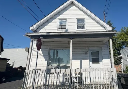 Bungalow à vendre - 77 Rue St-Isidore, Salaberry-de-Valleyfield, J6S3X3