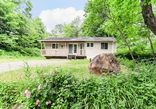 Maison à étages à vendre - 18 Rue Gratton, Saint-Colomban, J5K2B7