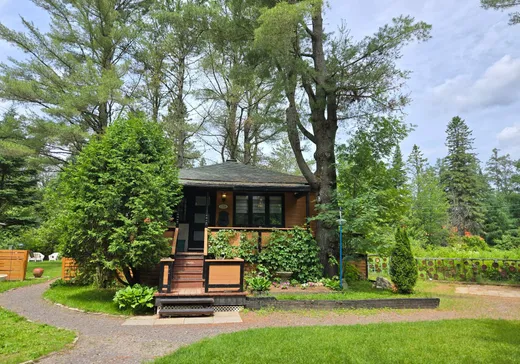 Two or more stories for sale - 1228 Rue Irving, Val-Belair, G3K1N6