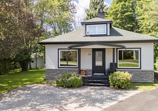Maison à vendre - 220 Rue Principale, St-Narcisse, G0X 2Y0