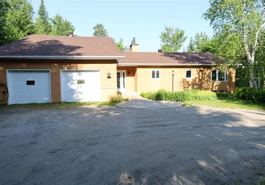 Bungalow à vendre - 1820 Av. A.-Bertrand, St-Adolphe d'Howard, J0T2B0