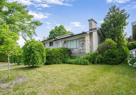 House for sale - 2045 Av. Jessop, Laval (Laval-sur-le-lac), H7S 1X3