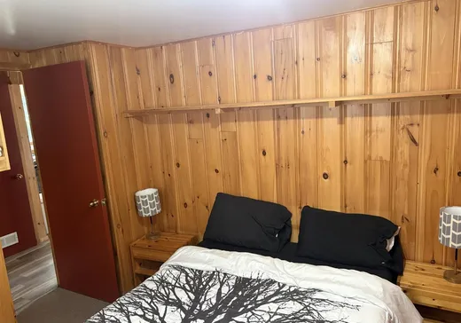 House for sale - 434 Ch. du Tour-du-Lac, Ste-Anne-Des-Lacs, J0W 1V0