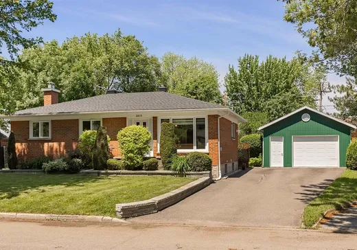 Bungalow à vendre - 2615 Rue Quesnel, Les Rivières, G1P3G4
