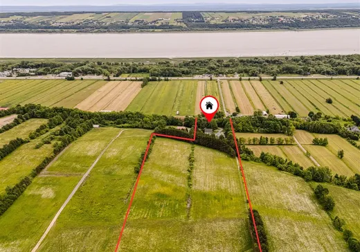 Maison à étages à vendre - 8801 Av. Royale, Château-Richer, G0A1N0