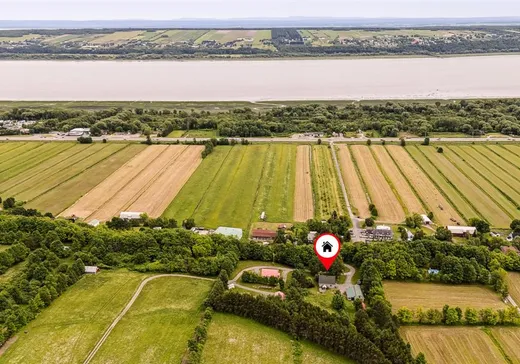 Maison à vendre - 8801 Av. Royale, Château-Richer, G0A 1N0