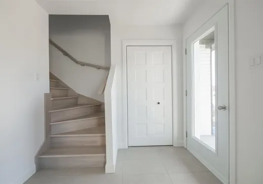Maison à vendre - 9061 Rue Chauvet, Chicoutimi-Jonquière, G2K 1L1