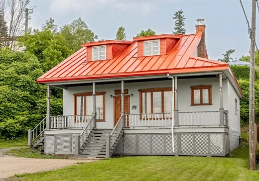 Maison à étages à vendre - 2033 Boul. des Chutes, Beauport, G1C1W4