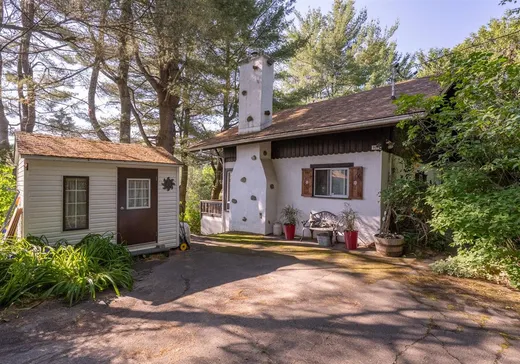 Two or more stories for sale - 900 1re avenue du Mont-Suisse, Sherbrooke, J1R1R2