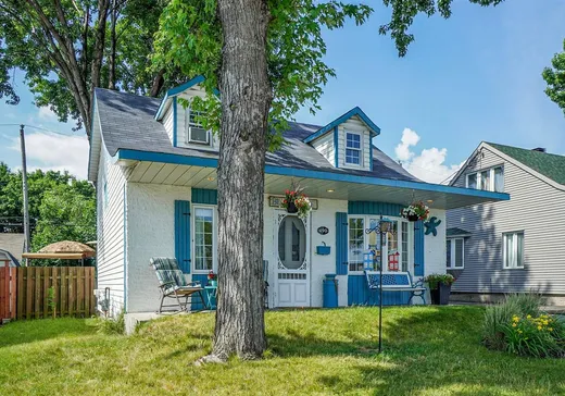 Maison à vendre - 490 Av. Broadway, Montréal (Est), H1B 5B1
