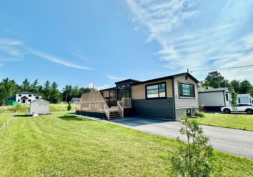 Maison mobile à vendre - 45 Rue Santerre, Lachute, J0V1X0