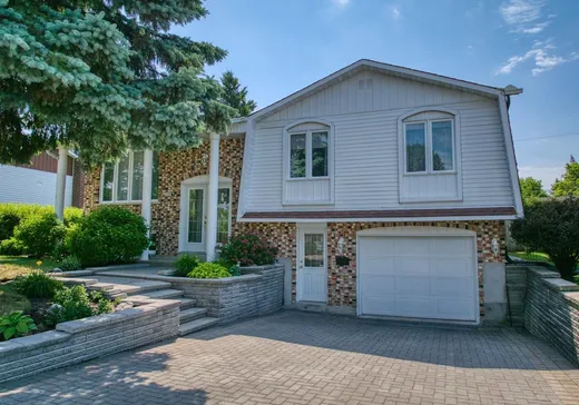 Bungalow à vendre - 2509 Boul. Prudentiel, Laval (Vimont), H7K2R2