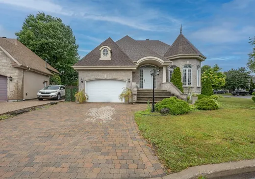 House for sale - 2 Rue des Cortinaires, Blainville, J7C 5W3