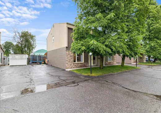 House for sale - 325-9 Route Cameron, Sainte-Marie, G6E 3E2