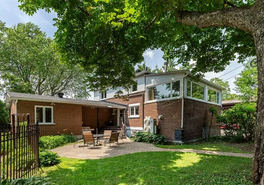 Maison à vendre - 205 Av. Macaulay, Longueuil, J4R 2H1