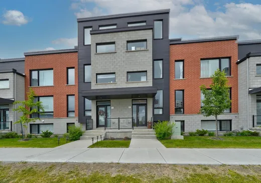 Two or more stories for sale - 423 Rue des Marronniers, Candiac, J5R0V8