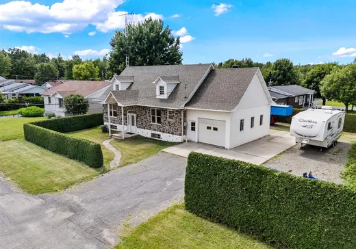 Maison à vendre - 531 Rue St-Georges, St-Cyrille-De-Wendover, J0C 1A0