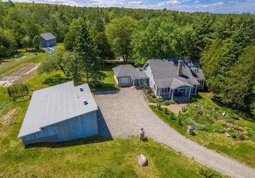 Maison à étages à vendre - 3160 Ch. d'Ayer's Cliff, Magog, J1X3W2