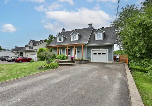 Two or more stories for sale - 2836 Rue des Deux-Rivières, Carignan, J3L5A5