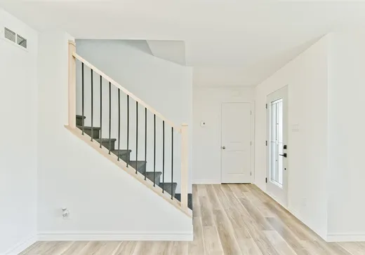 Maison à vendre - 26-28 Rue Denise, Coaticook, J0B 1L0