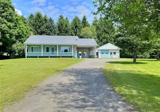 Bungalow for sale - 520 Av. St-Louis, Plessisville, G6L2M1