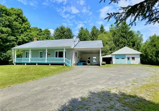 House for sale - 520 Av. St-Louis, Plessisville, G6L 2M1