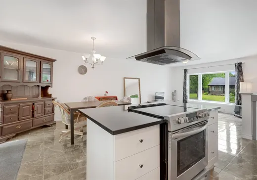 House for sale - 59 Rue Crabtree, Windsor, J1S 1V1