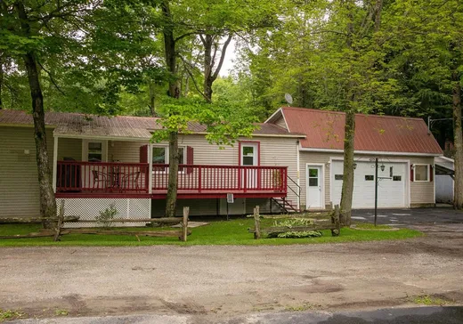 Loft à vendre - 100-103 Ch. de la Rive, Coaticook, J0B 1L0