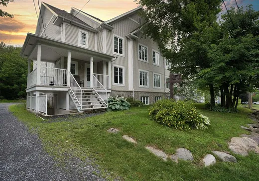Condo for sale - 118 Rue de Laviolette, App. 101, Bromont, J2L1J1