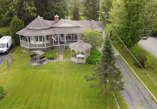 Bungalow for sale - 1104 Ch. du Lac, Ste-Catherine-De-Hatley, J0B1W0