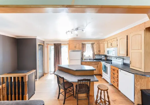 Maison à vendre - 422 8e Rue, Daveluyville, G0Z 1C0