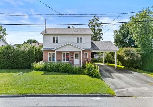 Two or more stories for sale - 443 Rue Allard, Sherbrooke, J1G5C3